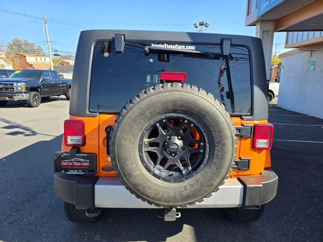 2012 Jeep Wrangler Unlimited Sahara Sport Utility 4d - Image 7