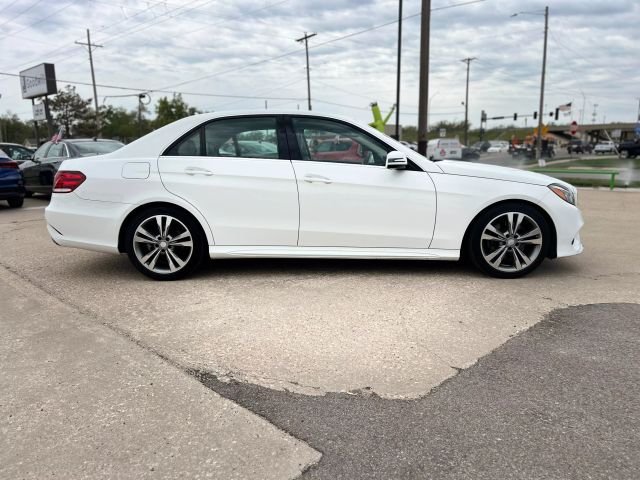 2016 MERCEDES-BENZ E-CLASS SEDAN V6, 3.5 LITER E 350 SEDAN 4D