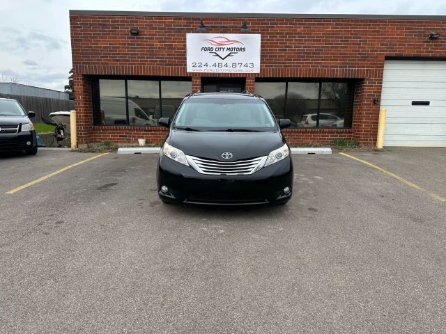 Used 2012 Toyota Sienna Limited with VIN 5TDDK3DCXCS040170 for sale in Elgin, IL