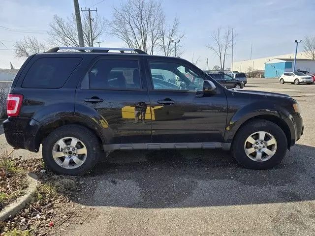 2010 Ford Escape - Image 3
