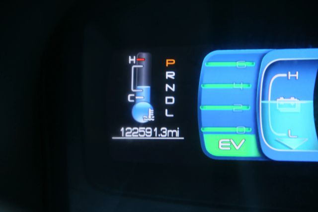 2011 Ford Fusion - Image 29