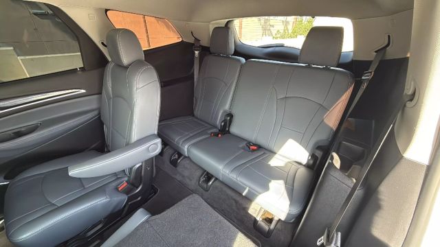 2020 Buick Enclave - Image 14