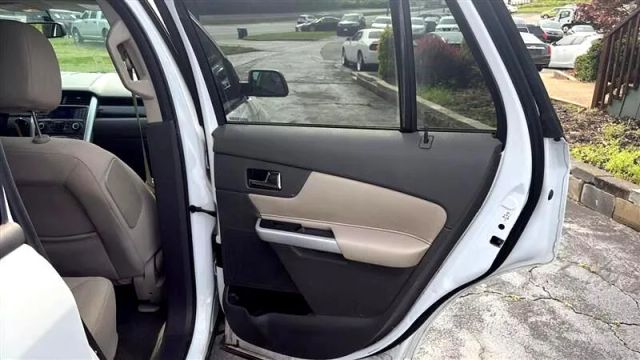 2014 Ford Edge - Image 16