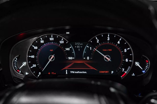 2017 Bmw 5 Series 530i Sedan 4d - Image 17