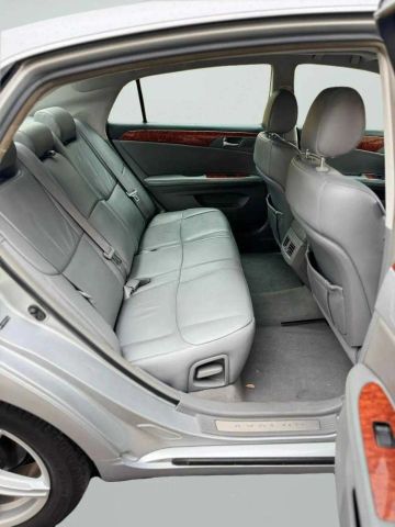 2007 Toyota Avalon - Image 17