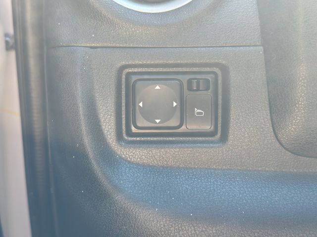 2018 Nissan Versa - Image 6