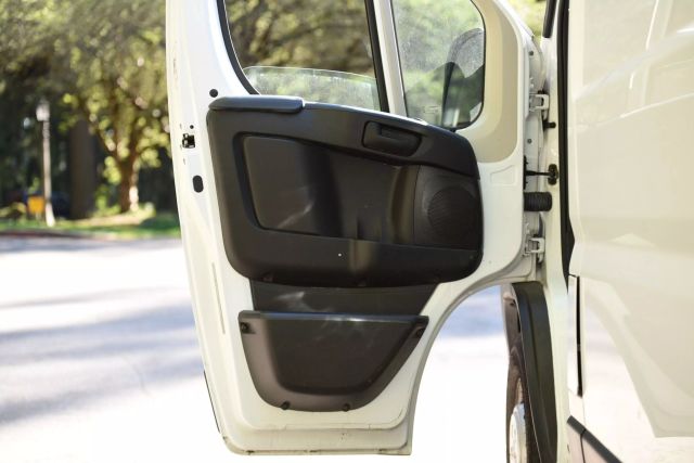 2021 Ram Promaster Cargo Van - Image 11