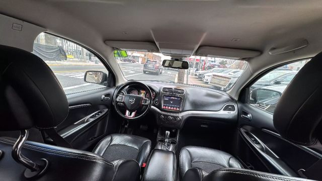 2019 DODGE JOURNEY SUV V6, 3.6 LITER CROSSROAD SPORT UTILITY 4D