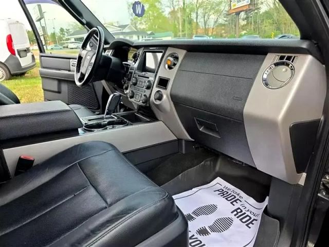 2017 Ford Expedition - Image 14