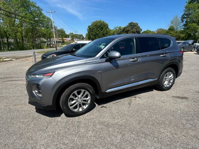 2019 Hyundai Santa Fe - Image 14