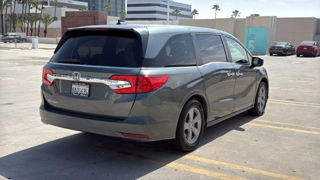 2018 Honda Odyssey - Image 7