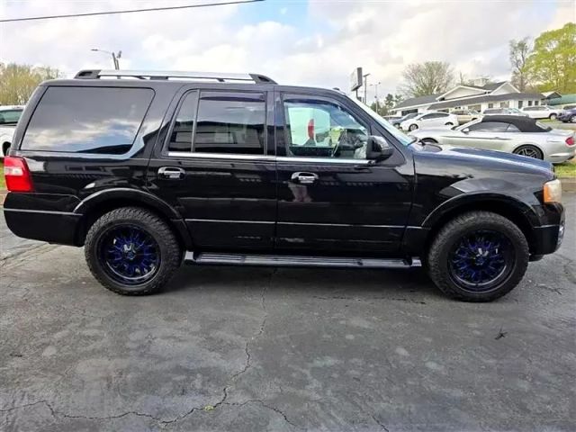 2017 Ford Expedition - Image 4