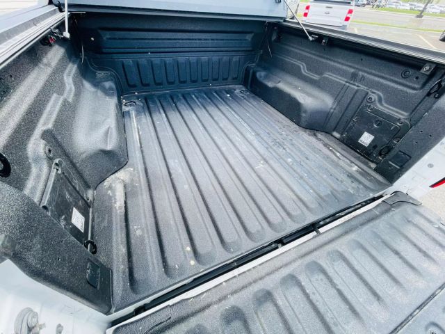 2022 Ford Maverick - Image 18