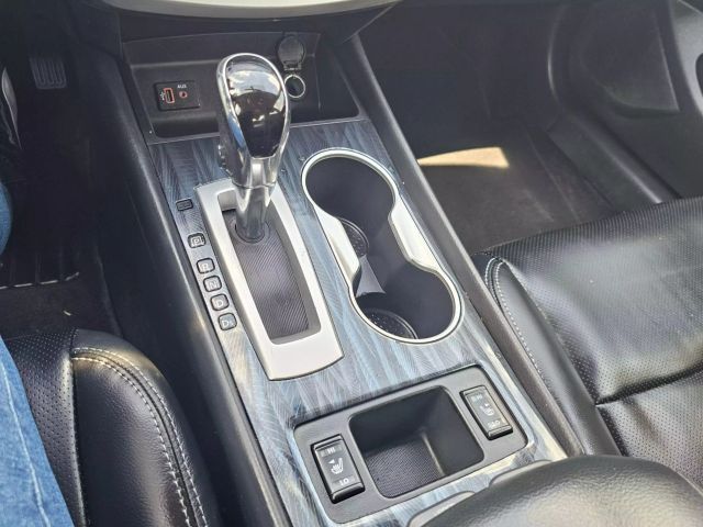 2018 Nissan Altima - Image 20