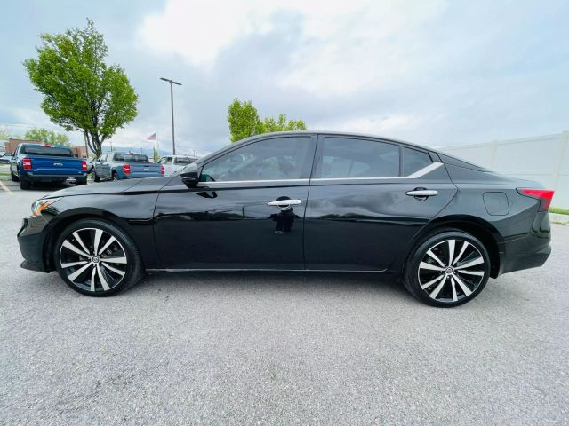 2019 Nissan Altima - Image 10
