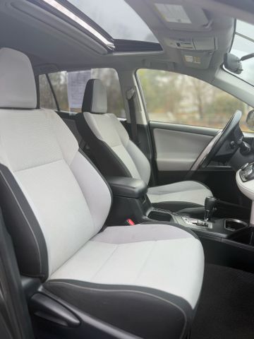 2016 Toyota Rav4 Xle Hybrid Sport Utility 4d - Image 11