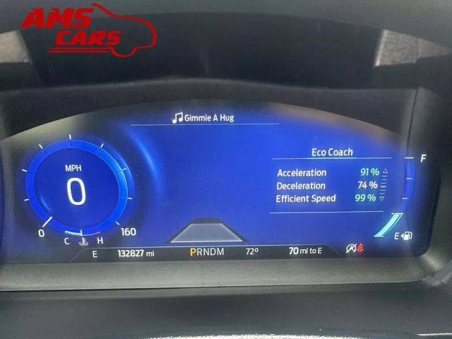 2020 Ford Explorer - Image 25