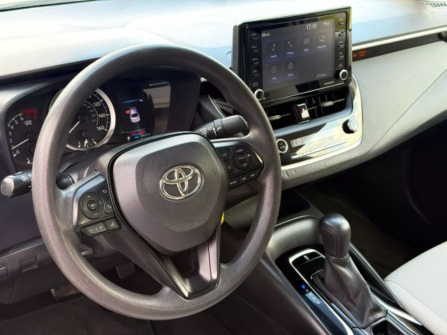 2022 Toyota Corolla - Image 16