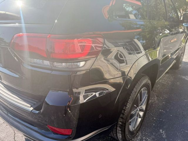 2018 Jeep Grand Cherokee - Image 13