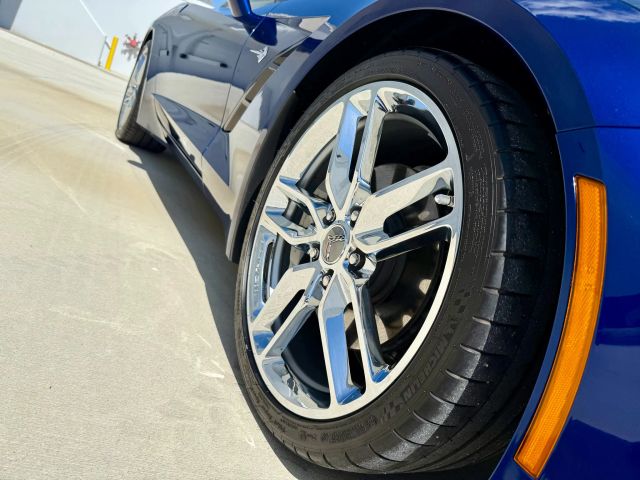 2017 Chevrolet Corvette - Image 5