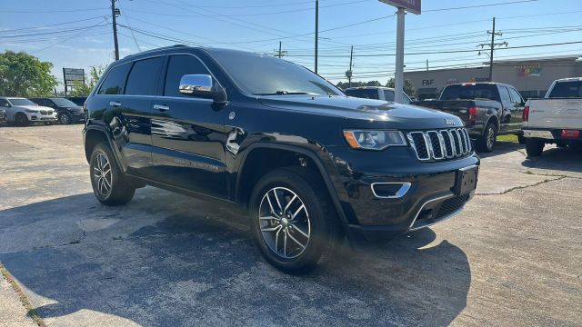 2018 Jeep Grand Cherokee - Image 13