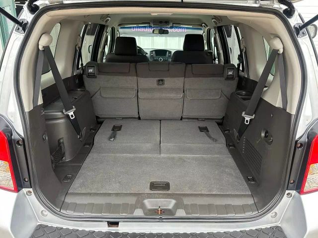2009 Nissan Pathfinder - Image 19