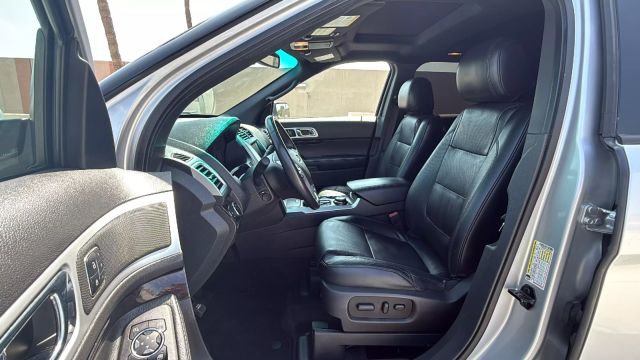 2013 Ford Explorer - Image 11