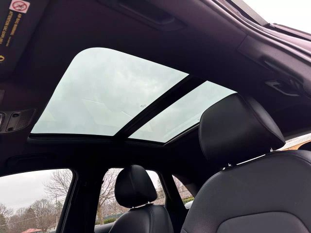 2017 Audi Q3 - Image 15