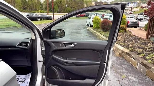 2019 Ford Edge - Image 14
