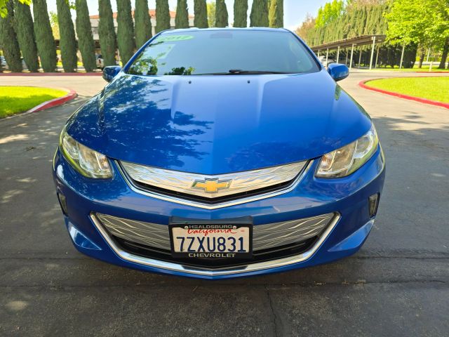 2017 Chevrolet Volt - Image 2