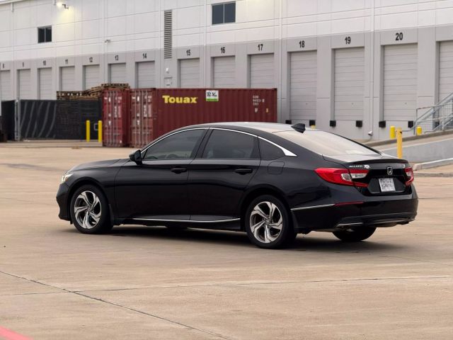 2018 Honda Accord - Image 9