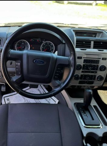 2012 Ford Escape - Image 10