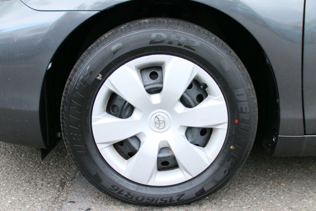 2008 Toyota Camry - Image 26