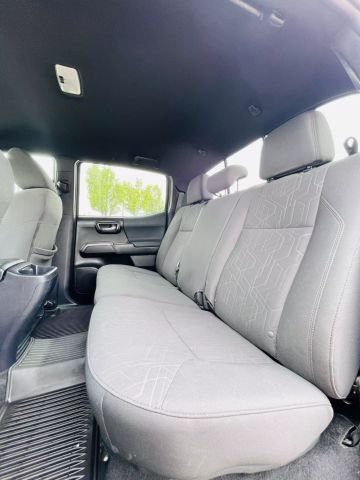 2018 Toyota Tacoma Double Cab - Image 21