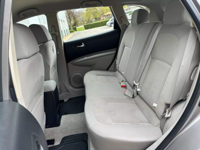 2015 Nissan Rogue Select - Image 16