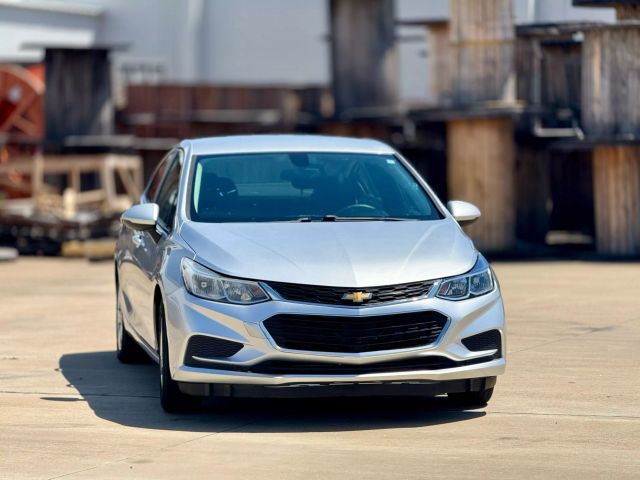 2016 Chevrolet Cruze - Image 1