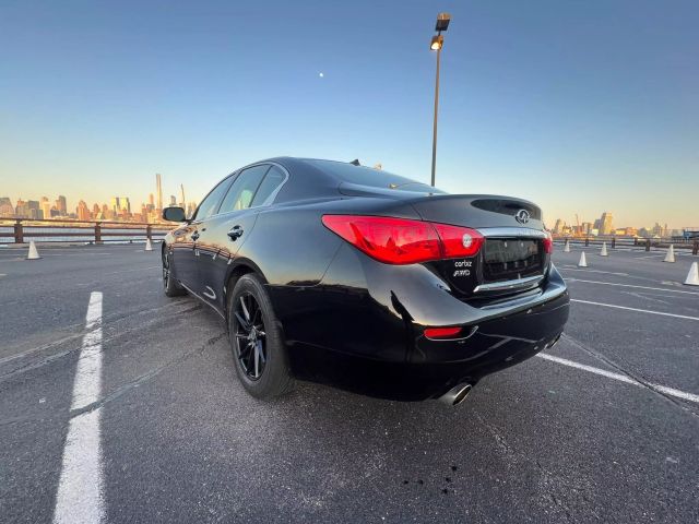 2016 Infiniti Q50 2.0t Premium Sedan 4d - Image 12
