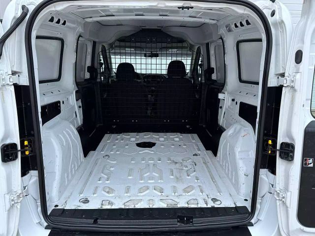2022 Ram Promaster City - Image 25