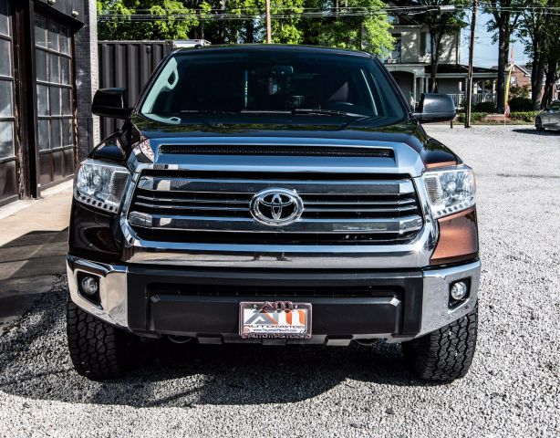 2016 TOYOTA TUNDRA CREWMAX PICKUP BROWN AUTOMATIC - Auto Masters of Carolinas