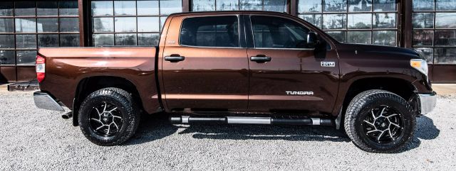 2016 TOYOTA TUNDRA CREWMAX PICKUP BROWN AUTOMATIC - Auto Masters of Carolinas