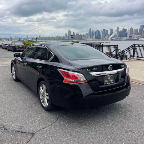 2014 Nissan Altima 3.5 Sl Sedan 4d - Image 5