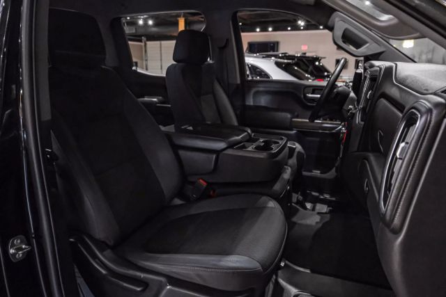 2019 Chevrolet Silverado 1500 Crew Cab Lt Pickup 4d 5 3/4 Ft - Image 31