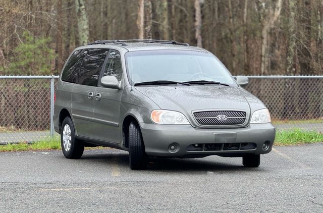 2005 Kia Sedona Ex Minivan 4d - Image 3