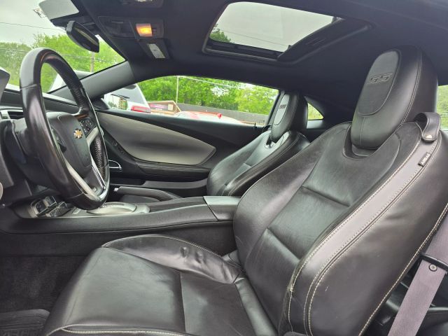 2014 Chevrolet Camaro - Image 9