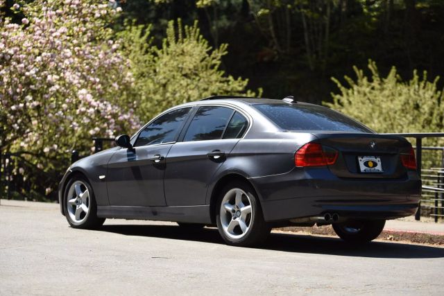 2006 Bmw 3 Series - Image 3