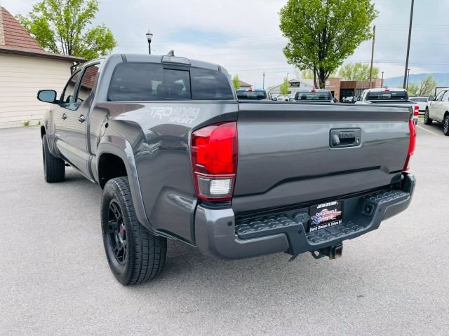 2018 Toyota Tacoma Double Cab - Image 9