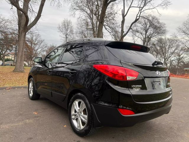 2013 Hyundai Tucson Gls Sport Utility 4d - Image 7