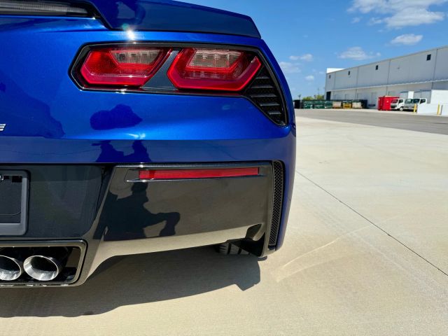 2017 Chevrolet Corvette - Image 22