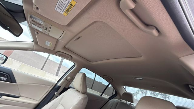 2014 Honda Accord - Image 30