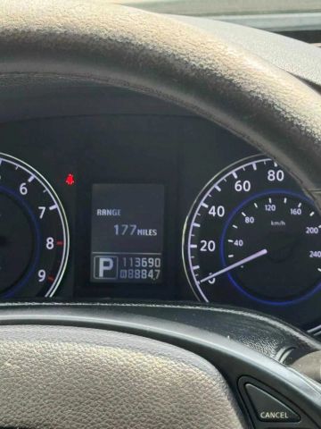 2013 Infiniti G - Image 30